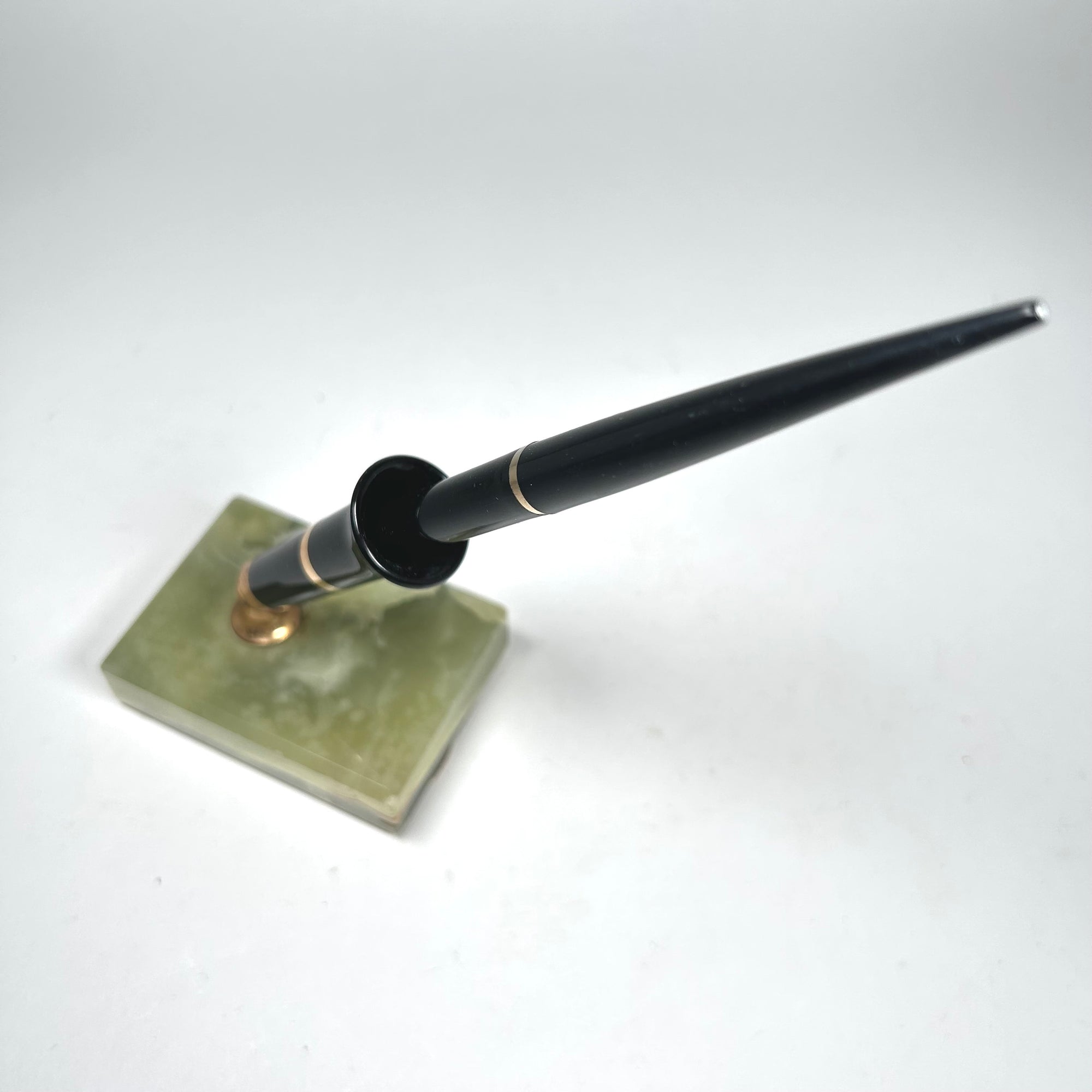 Vintage Small Light Green Agate Pen Stand with Matching Pen by Sheaffer"s
