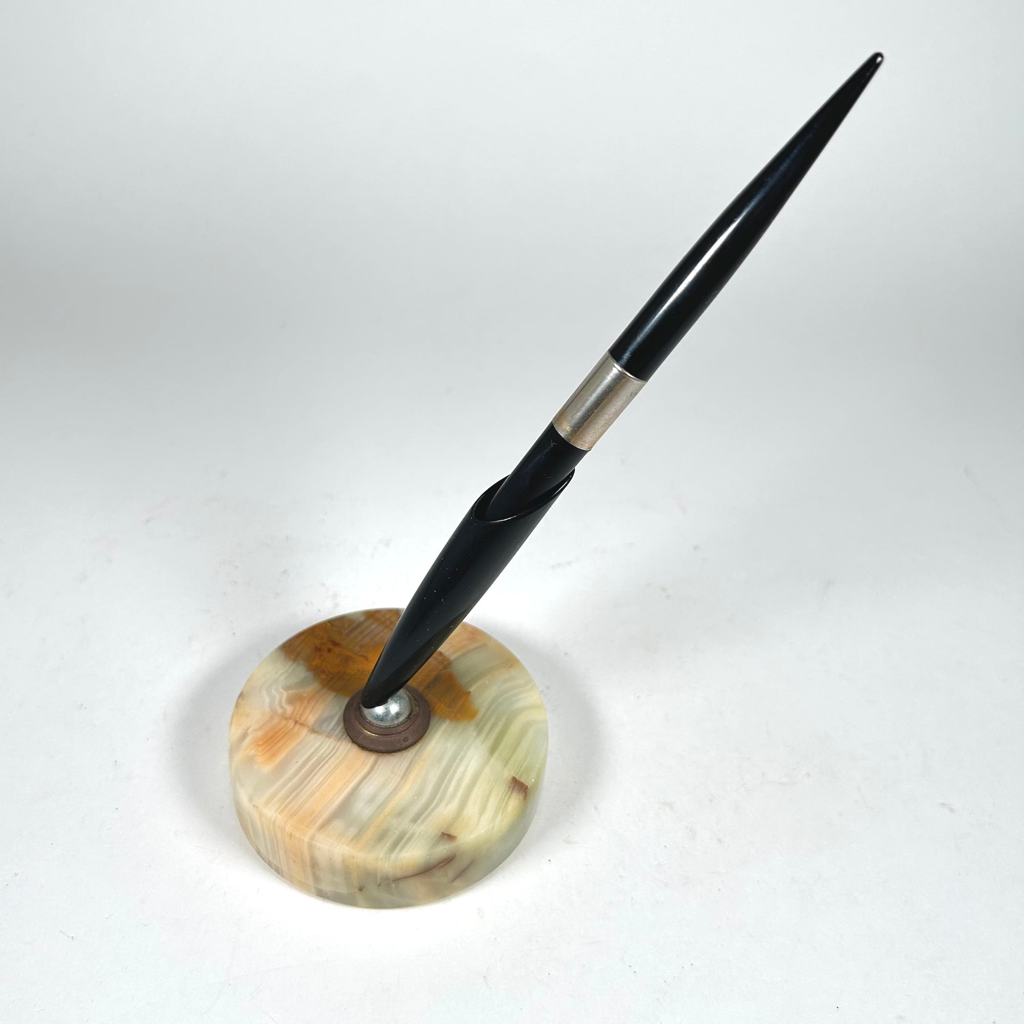 Round Agate Pen Stand with Pen in Cream with Brown Accents
