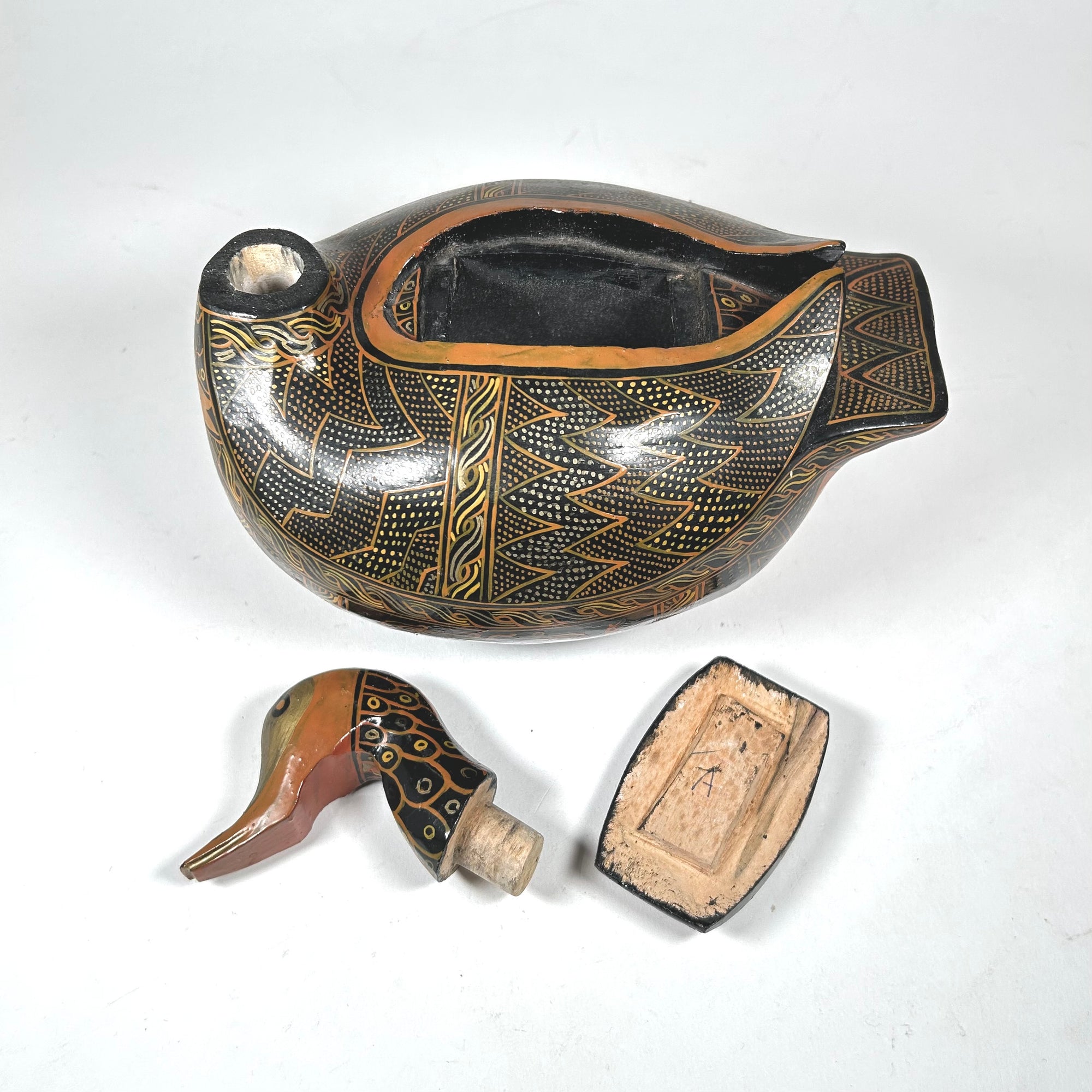 Vintage Chinese Lacquered Mandarin Duck Wedding / Trinket Box