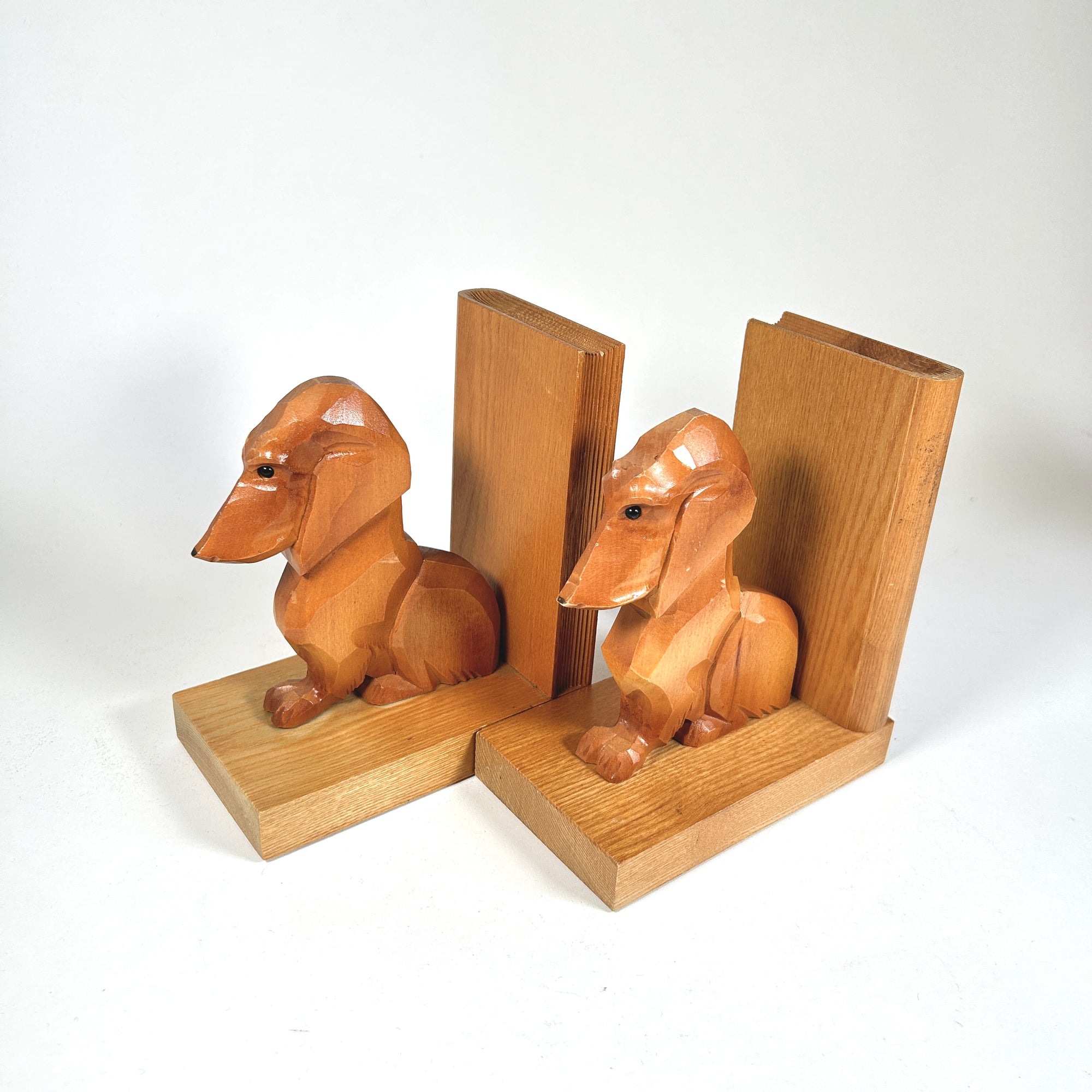 Vintage Dachshund Dog with Books Wood Bookends