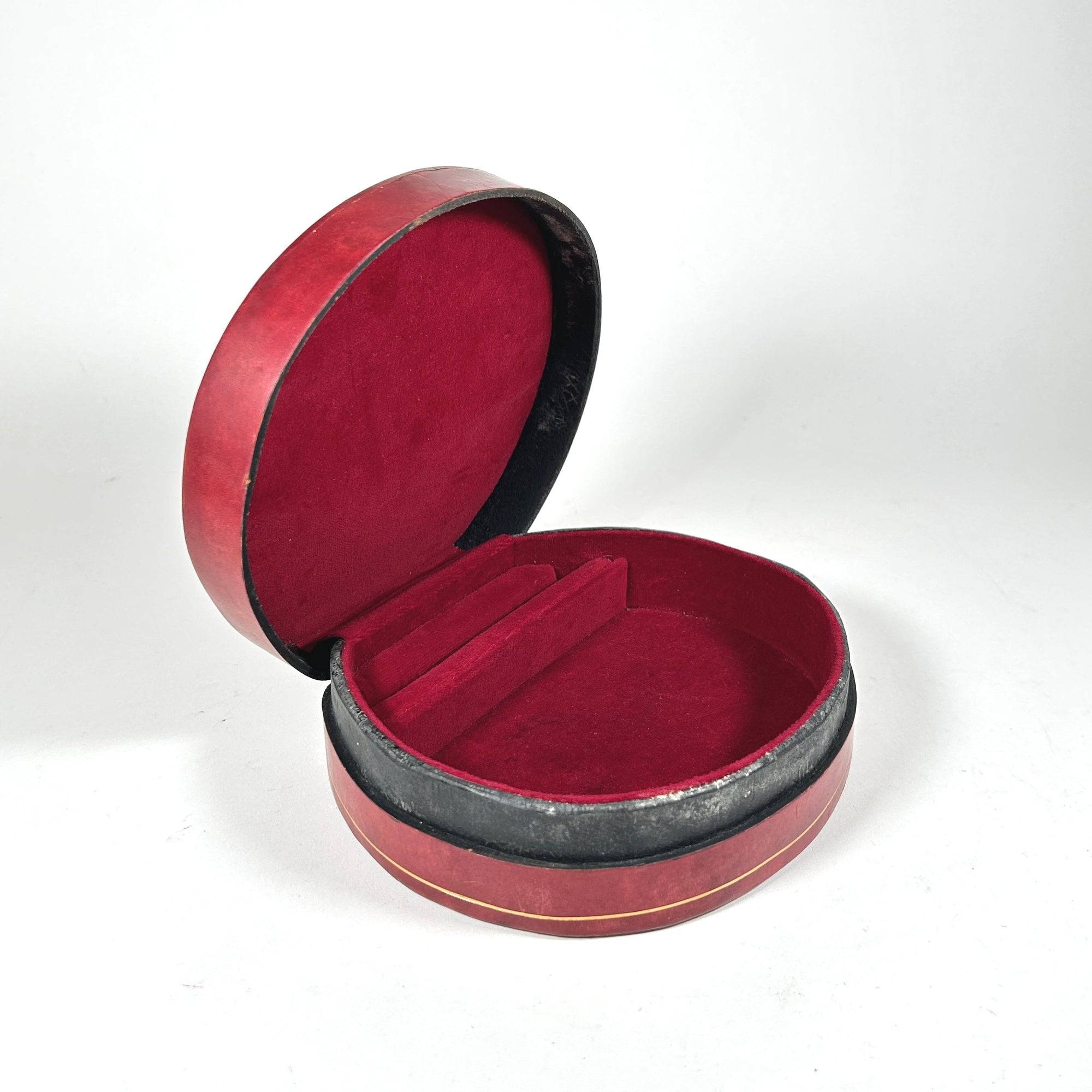 Italian Red Leather Scallop-Shaped Jewelry Box with Gold Decorations