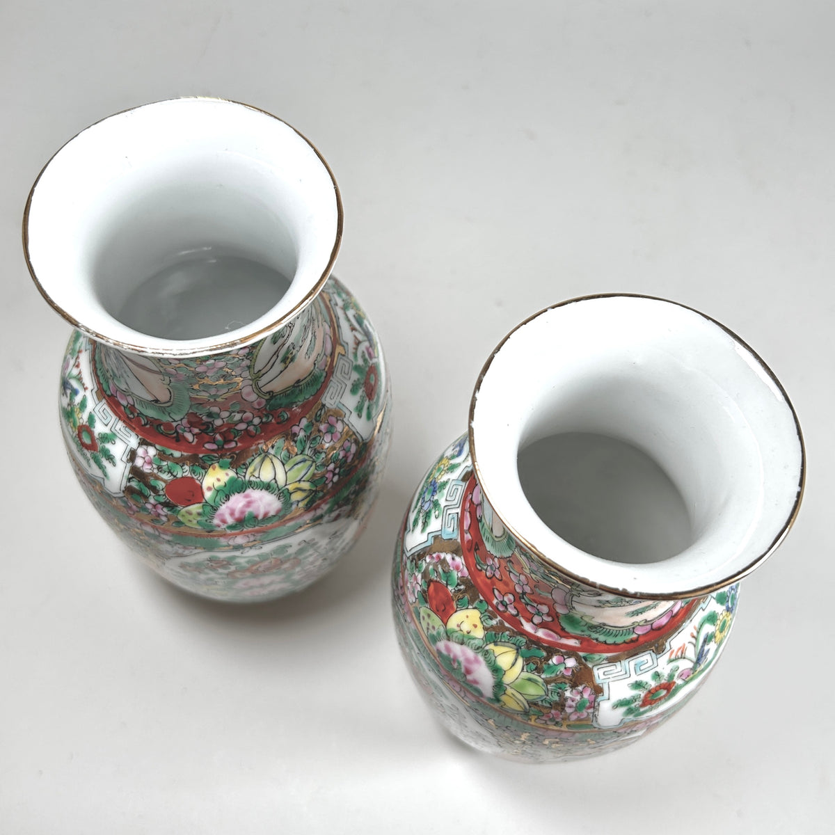 Chinese Rose Medallion Vase Pair - Mid 20th Century