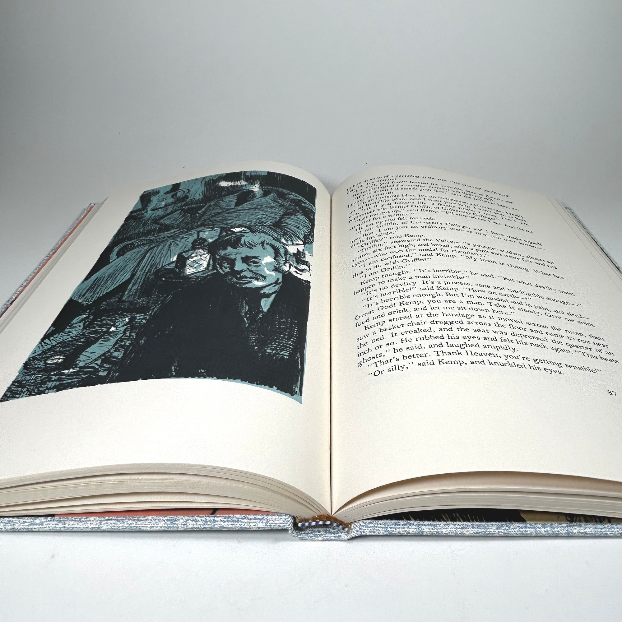 The Invisible Man by H. G. Wells - The Heritage Press 1967 - Free Shipping