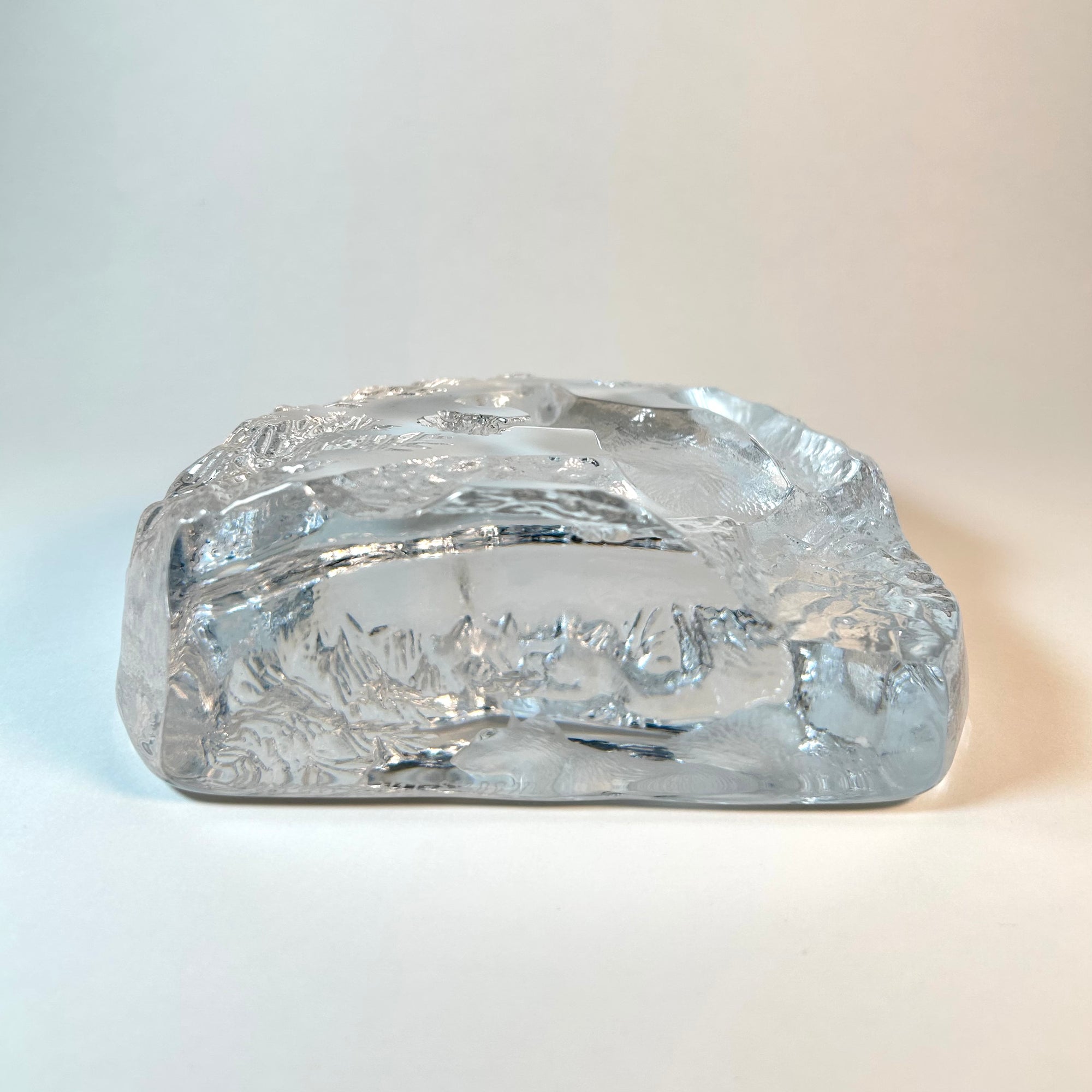 Mats Janasson Large 6" Squirrel Crystal Art Glass Sculpture